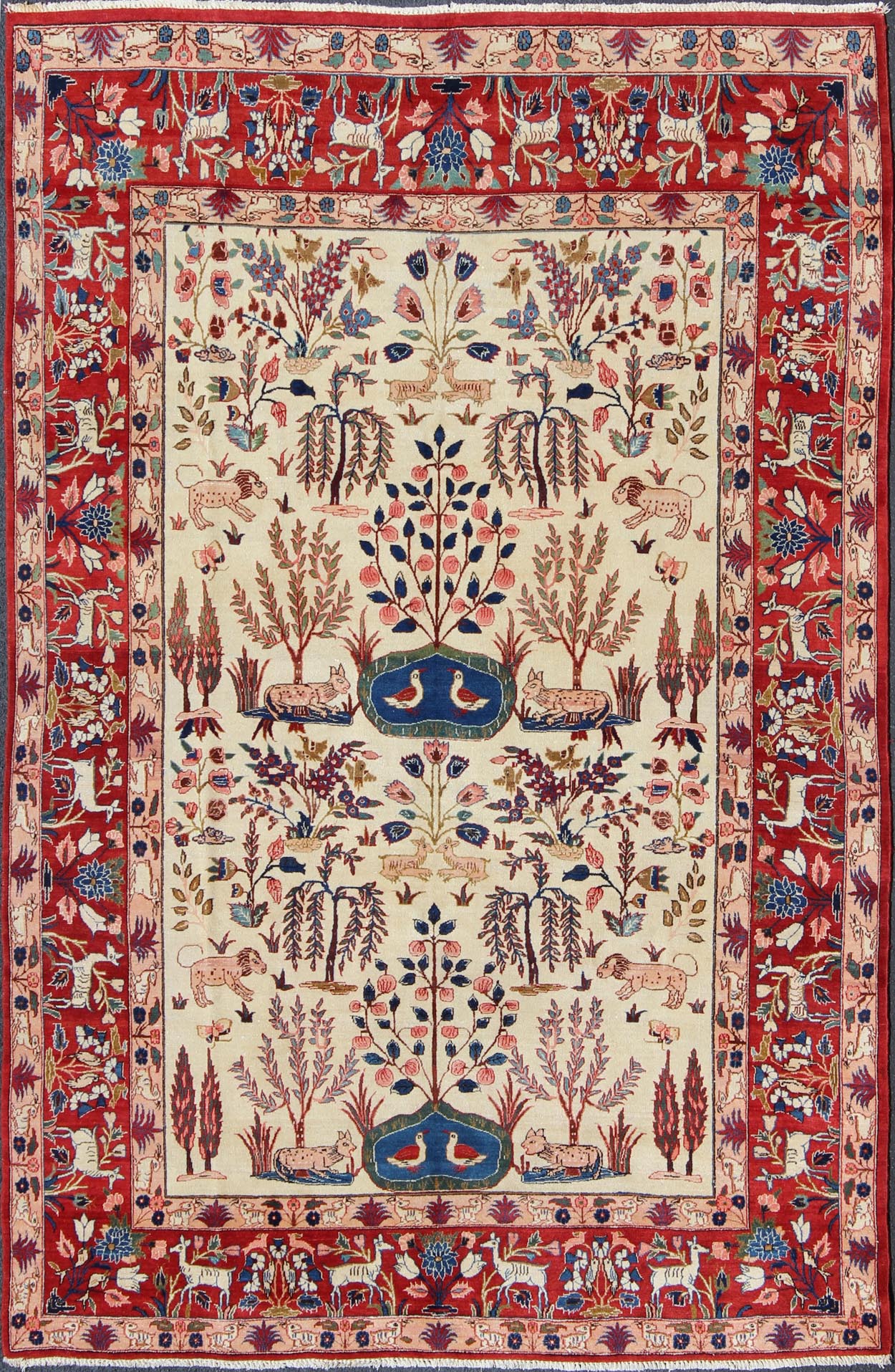 Vintage Isfahan Rug 1070716 Isfahan 6'9" x 9'0" Wool Animals